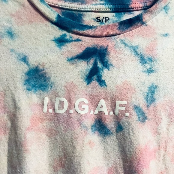 Tops - 💜3/$30 Tie dye Small I.D.G.A.F. Graphic Tee